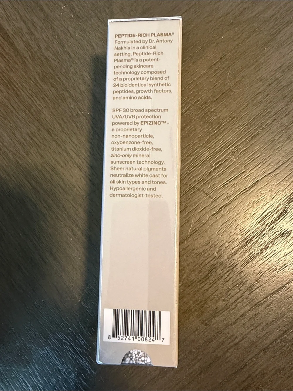 Eighth day rejuvenating, priming moisturizer SPF 30 NWB
